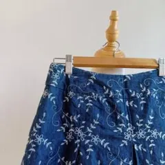 Laura Ashley 総刺繍スカート 花 デニム