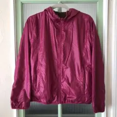 ユニクロ　アウター　ウインドブレーカー　リバーシブルパーカー　ナイロン