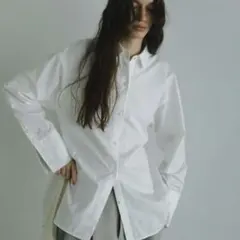 ETRE TOKYO　エトレトウキョウ DEPENDRE ブロードシャツのサムネイル