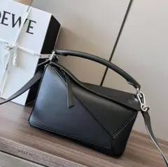 LOEWE パズルバッグ ブラック ショルダーバッグのサムネイル