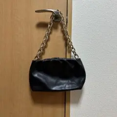 H&M 黒 ショルダーバッグ 金属チェーン