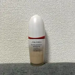 SHISEIDO エッセンススキングロウファンデーション220