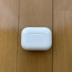 Apple AirPods Pro第三世代　充電ケースのサムネイル