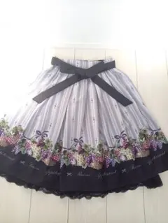 axes ポエティック　リボン付きヴァンダンジュスカート