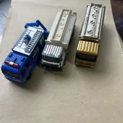 【限定・絶版あり】トミカ 働く車 3台セット（ENEOS・ゴールドタンク・警察）