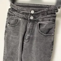 ウエスト切れ込み　フリンジ　グレー スキニーデニム ハイウエスト