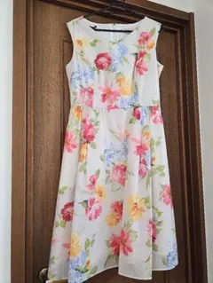 美品 ローラアシュレイ ロングワンピース 花柄 XLサイズ ボタニカル