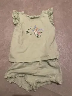 next 薄緑色 フリル付きTシャツとショーツセット 1.5-2歳