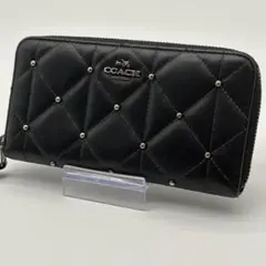 COACH 長財布 ブラック キルティング スタッズ ラウンドファスナー