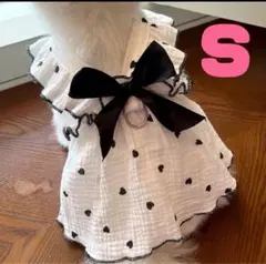 犬用ワンピース　ハート　水玉　リボン　S/Msize ペット用品　お洒落