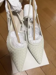 ウーブン スリングバックパンプス - ホワイト