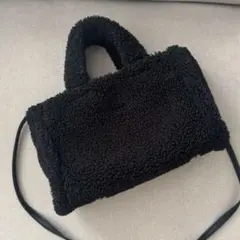 デコルテアクセサリー