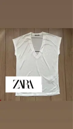 ZARA ホワイト Vネック S