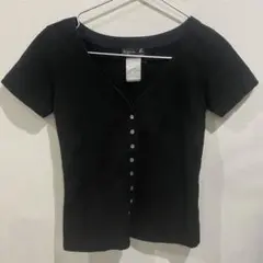 agnis b. アニエスベー　ブラック Vネック 半袖トップス