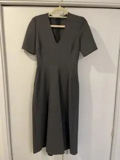 最終お値下げ　Zara woman XS ミドル丈ワンピース