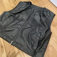 Item thumbnail for item be60e3cc-7772-4d7a-ad4b-f02f20d68e3e