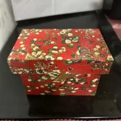 お茶箱ミニ　赤い花柄の二重構造小物入れ