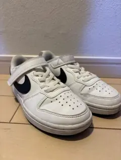 【美品】NIKE キッズスニーカー
