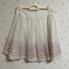 公*o様 L'EST ROSE スカートのサムネイル
