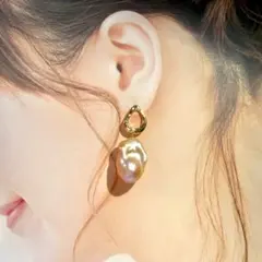 別注】januka バロックパールピアス - メルカリ