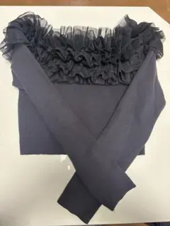 【３月までの販売とします】美品　フリル付きニット　Chico