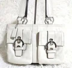 ケ*ト様 COACH チャーム バッグ型 ミニバッグ ソーホー シグネチャー