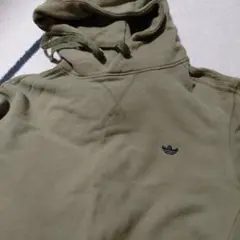 アディダス×マークゴンザレス刺繍スウェットプルパーカー