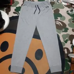 ノースフェイス　HEATHERED スウェットパンツ