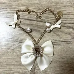 Maison de FLEUR ビジューリボンパールバッグチャーム アイボリー