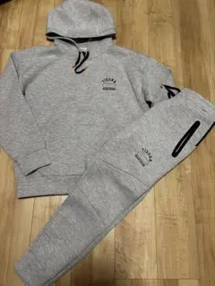 試着のみ。ティゴラ TIGORA BEAMSデザイン スウェット セットアップ