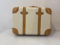 【ANA】ファーストクラスアメニティ【グローブトロッター】のサムネイル