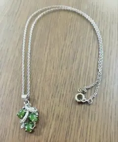 グリーンストーン シルバーネックレス