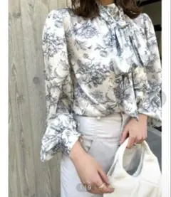 リエンダ　マルチパターンボウタイブラウス