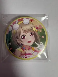 ラブライブ 虹ヶ咲 8thライブ ガチャ 缶バッジ 中須かすみ - メルカリ