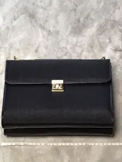 レディース ショルダーバッグ ノーブランド／長さ調節可 シンプル 黒 イタリア製