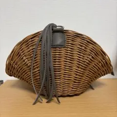 ikot シェル型ラタン バッグ ikot イコット ラタンと革のカゴバッグ ショルダー シェル型 - メルカリ