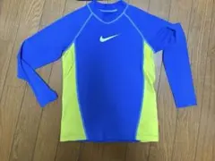 Nike ラッシュガード 130㌢