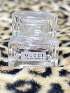 希少 GUCCI グッチ オードパルファム2 5ml 香水