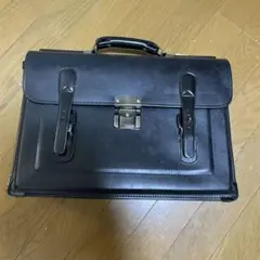 黒いレザー ブリーフケース学生鞄