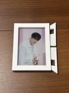 SEVENTEEN JAPAN BESTmuseum 2023 フレームスタンド SEVENTEEN museum 2023 ジョンハン フレームスタンド - メルカリ