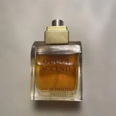 GUCCIトワレのサムネイル