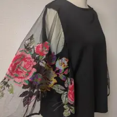 Three Four Time 花柄刺繍 トップス　ゴージャス　エレガント