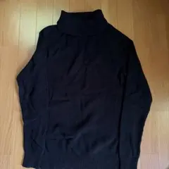 ブラック タートルネックニット 長袖
