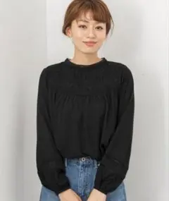 サニーレーベル▶︎レース切替スタンドカラーブラウス／ブラック