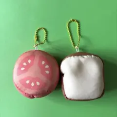ビーズクッション　キーホルダー　食べ物　新品