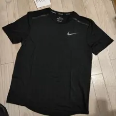 ナイキランニング　NIKERUNNING　トレーニングウェア　ランニングウェア