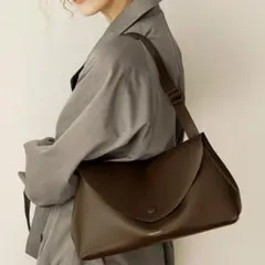 renoma 韓国限定ゴルフウェア レザースカート - メルカリ