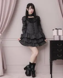 pium フロントリボンチョーカーティアードミニワンピ ブラック