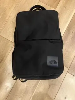 ノースフェイスシャトルデイパック