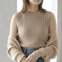 美品 クラシカルエルフ ケーブル編 リブ ニット ノースリーブ ベージュ L